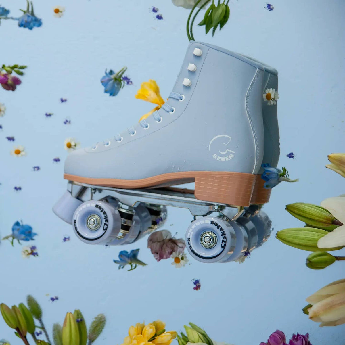 Wholesale Bleu Brume Quad Skates