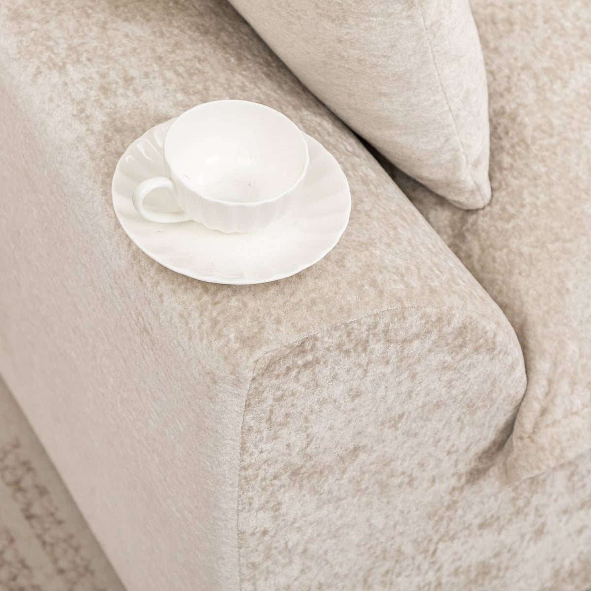 Wholesale Ivory Chenille L‑Shaped Modular Sectional Compressed Sofa