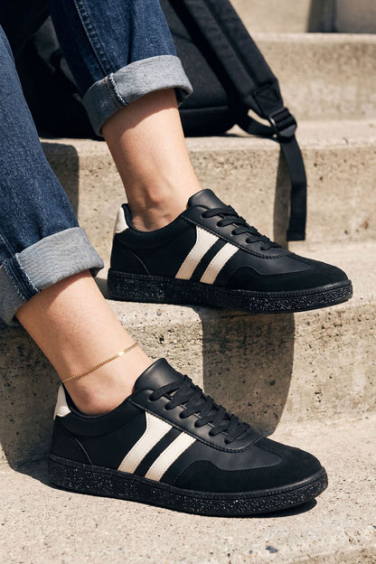 Contrast Stripe Lace Up Platform Shoes