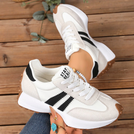 2026 Women Sneakers Spring New Luxury Flat Comfortable Slip on Soft Trend Sneakers Women Lightweight Outdoor Shoes for Women