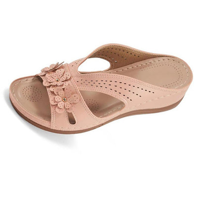 Foreign Trade Large Size Slippers for Women 2024 Summer New European and American Wedge Heel Thick Bottom Hollow Rivet Flower Slippers Wholesale